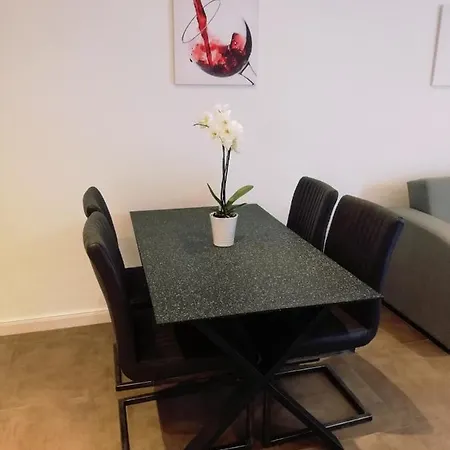 Wein Kerner Apartment Lieser