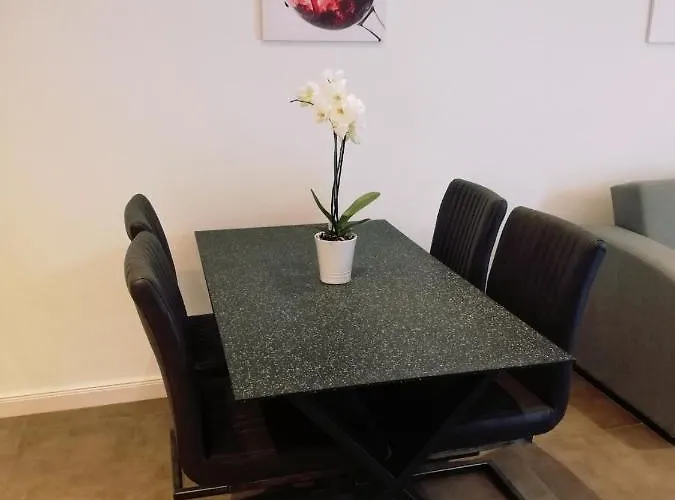 Wein Kerner Apartamento Lieser